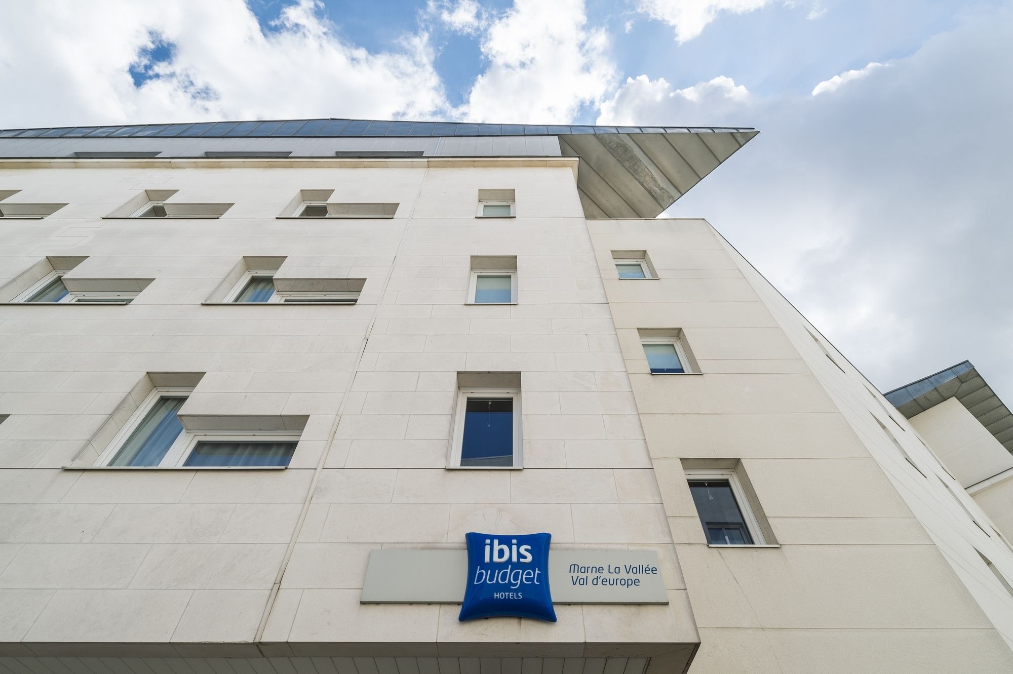 Ibis Budget Marne La Vallee Val D'Europe Монтеврен Экстерьер фото